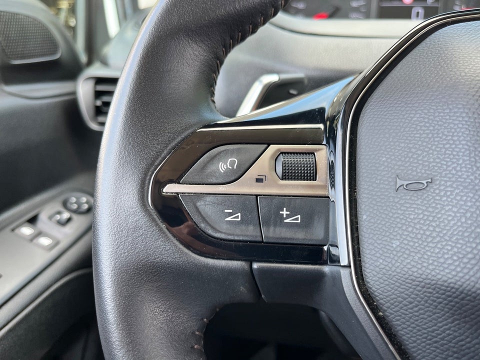 Peugeot Partner 1,5 BlueHDi 130 L2V2 Plus EAT8 Van