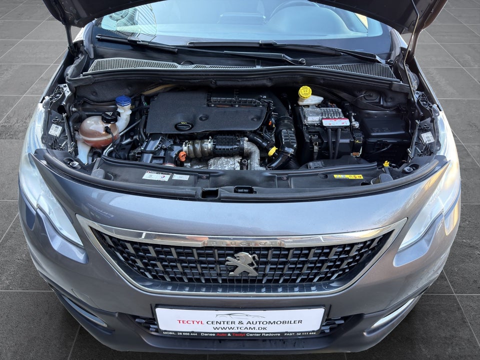 Peugeot 2008 1,6 BlueHDi 100 Active 5d