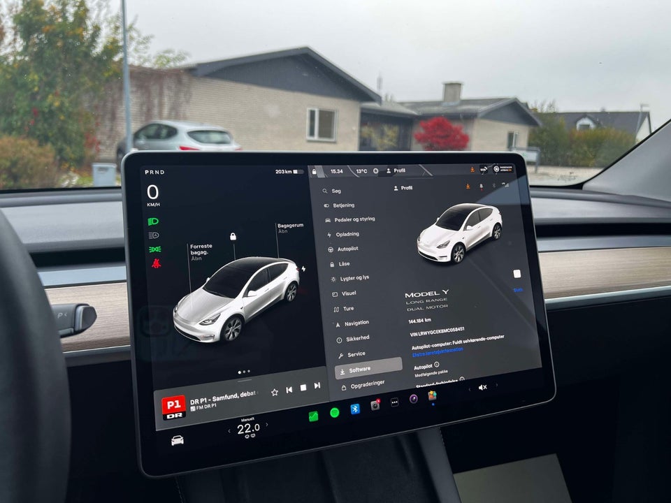 Tesla Model Y Long Range AWD 5d