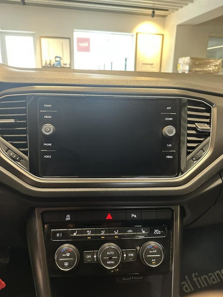 VW T-Roc 1,0 TSi 115 Style 5d