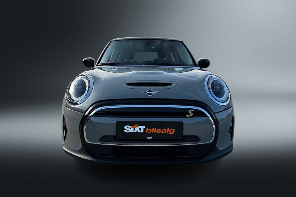 MINI Cooper SE Essential 3d