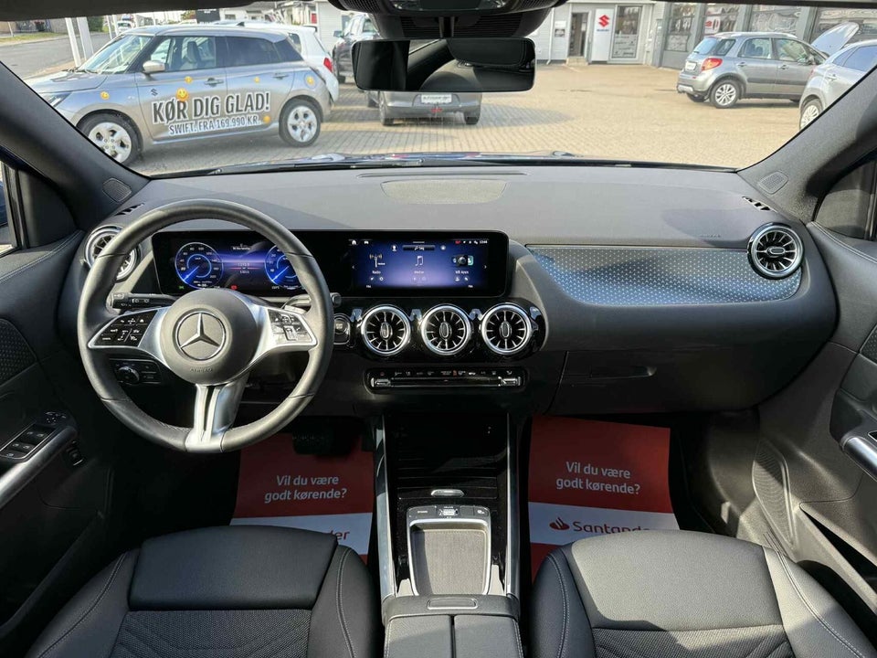 Mercedes EQA300 Progressive 4Matic 5d