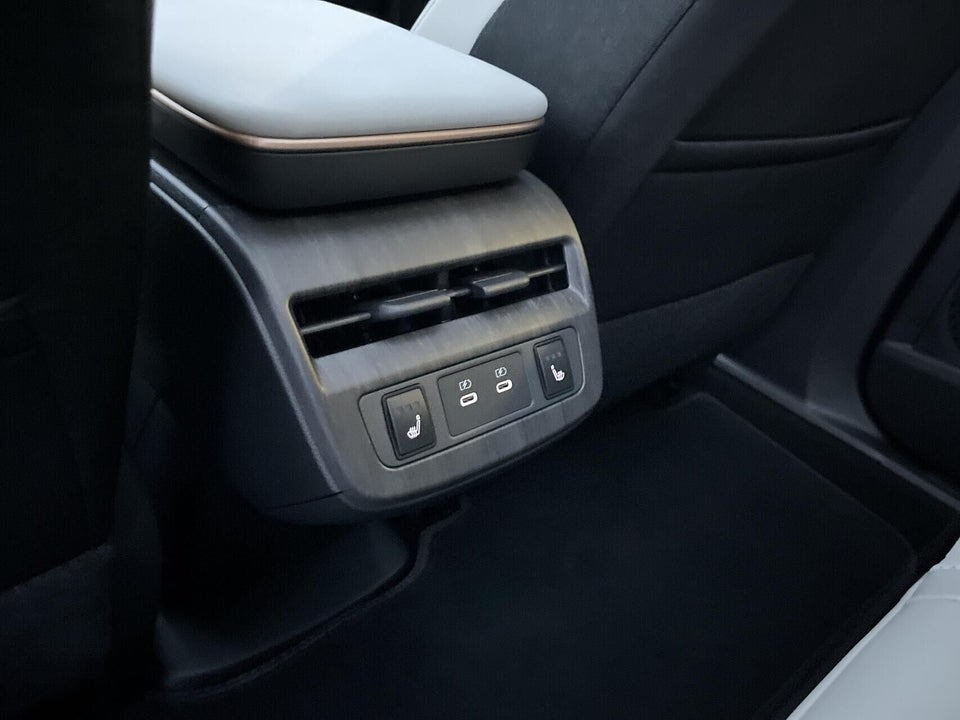 Nissan Ariya 87 Evolve 5d