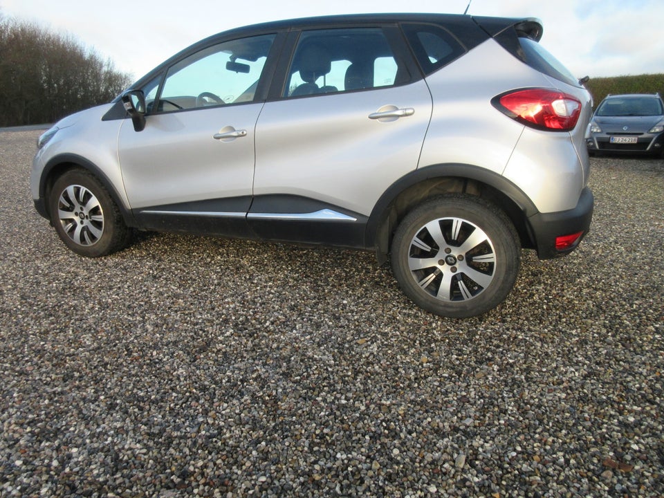 Renault Captur 1,5 dCi 90 Expression 5d