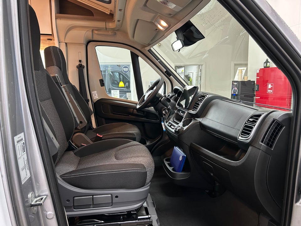 Carado V337 PRO+ 2,2 JTD 140 aut. 3d