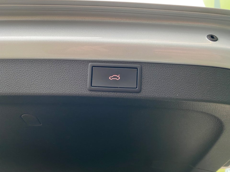 Skoda Octavia 1,4 TSi iV Plus Combi DSG 5d