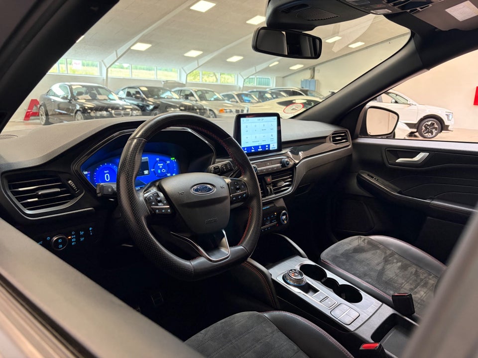 Ford Kuga 2,5 PHEV ST-Line X CVT 5d