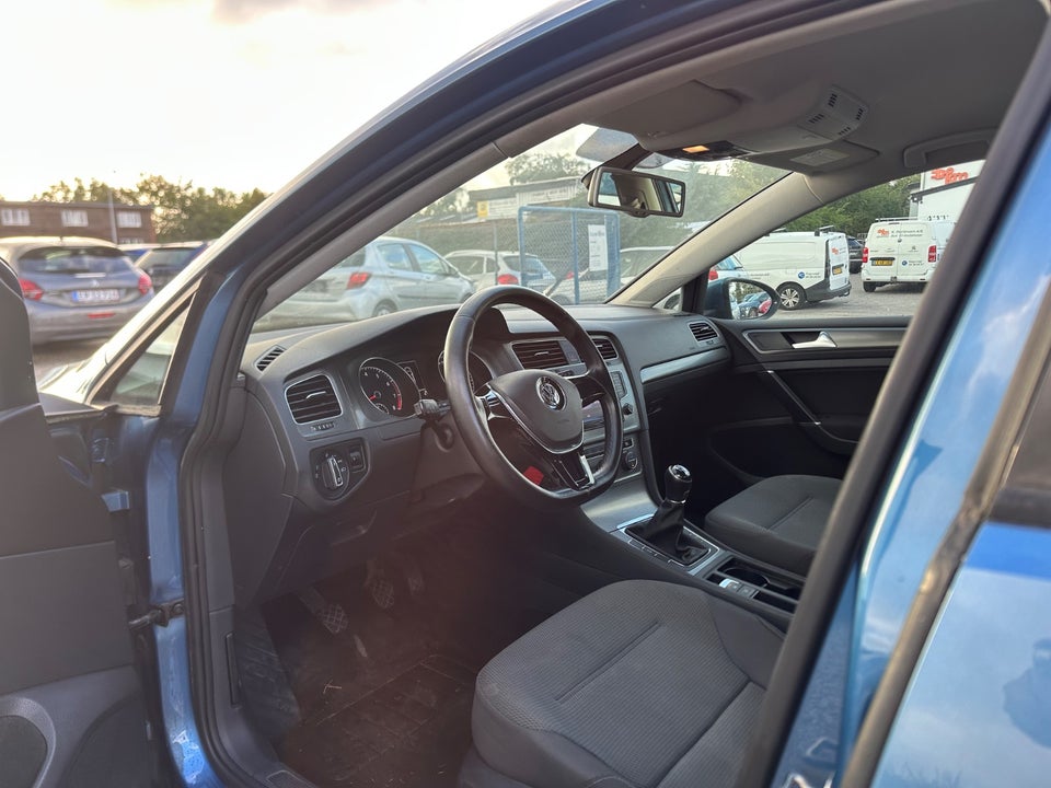 VW Golf VII 1,4 TSi 122 Comfortline BMT 5d