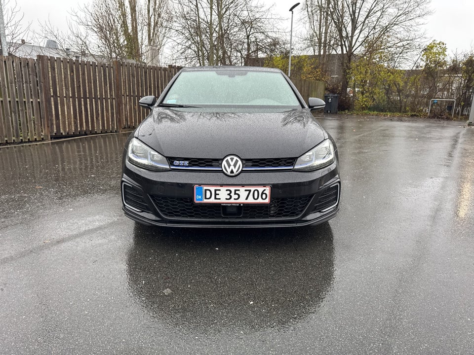 VW Golf VII 1,4 GTE DSG 5d