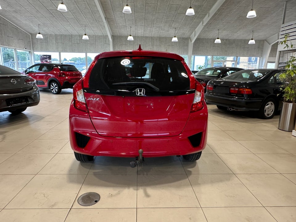 Honda Jazz 1,3 i-VTEC Elegance CVT 5d
