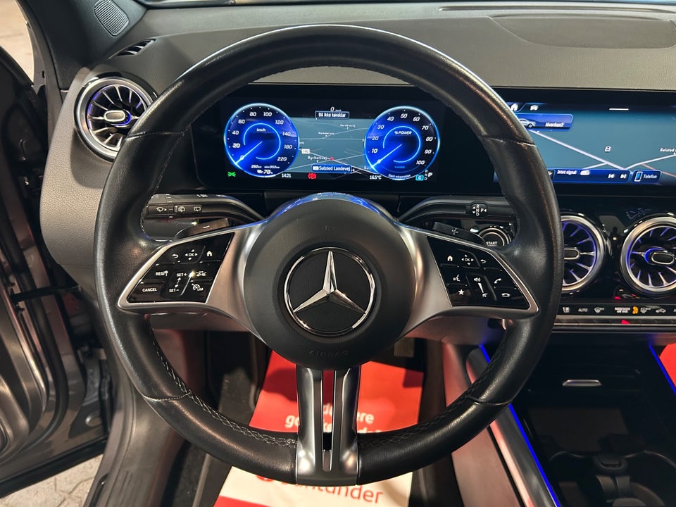 Mercedes EQA300 Progressive 4Matic 5d