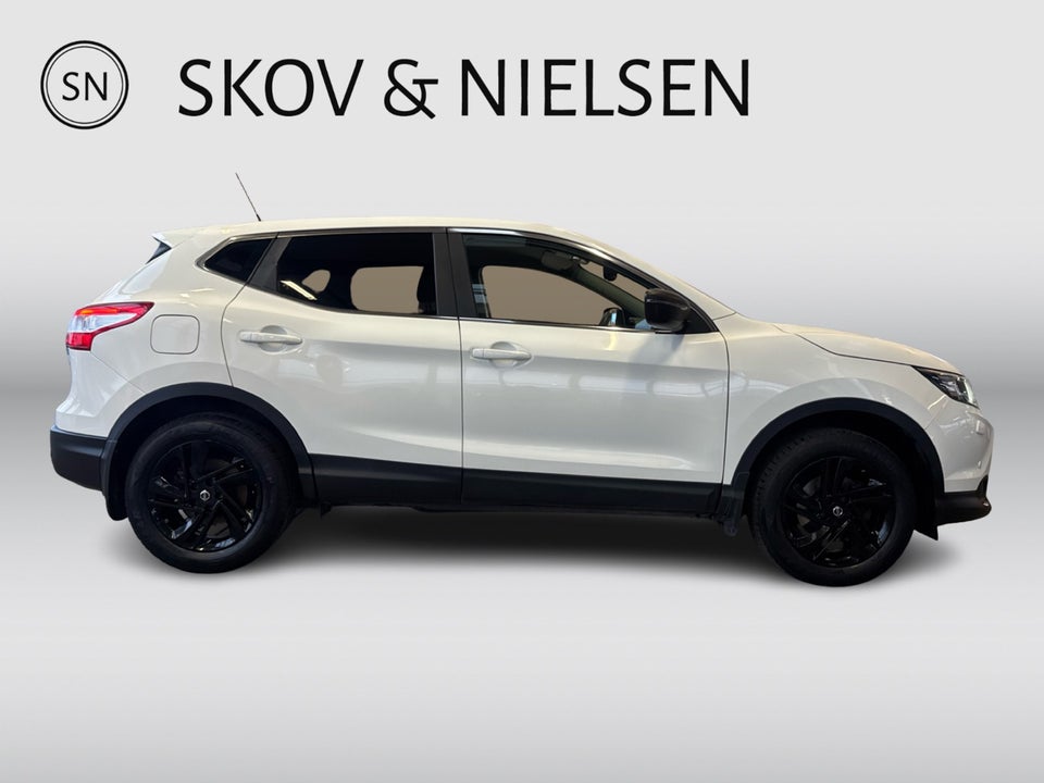Nissan Qashqai 1,2 Dig-T 115 Visia 5d