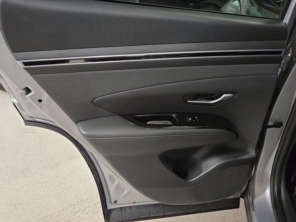 Hyundai Tucson 1,6 PHEV Essential aut. 4WD 5d