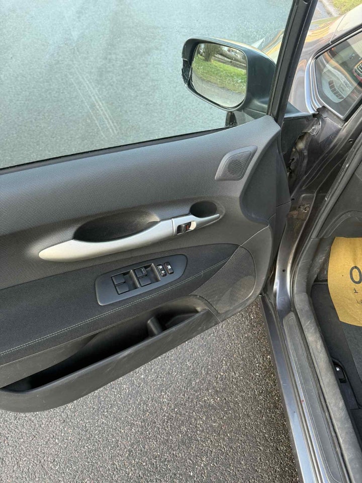 Toyota Auris 1,4 D-4D TX 5d