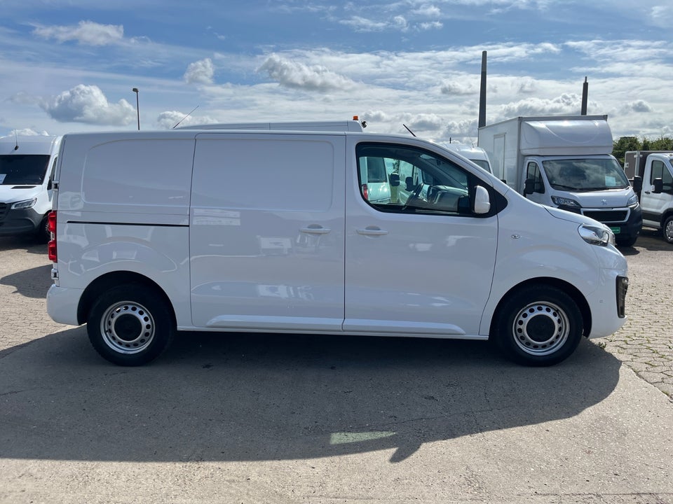 Peugeot Expert 2,0 BlueHDi 122 L2 Plus Van
