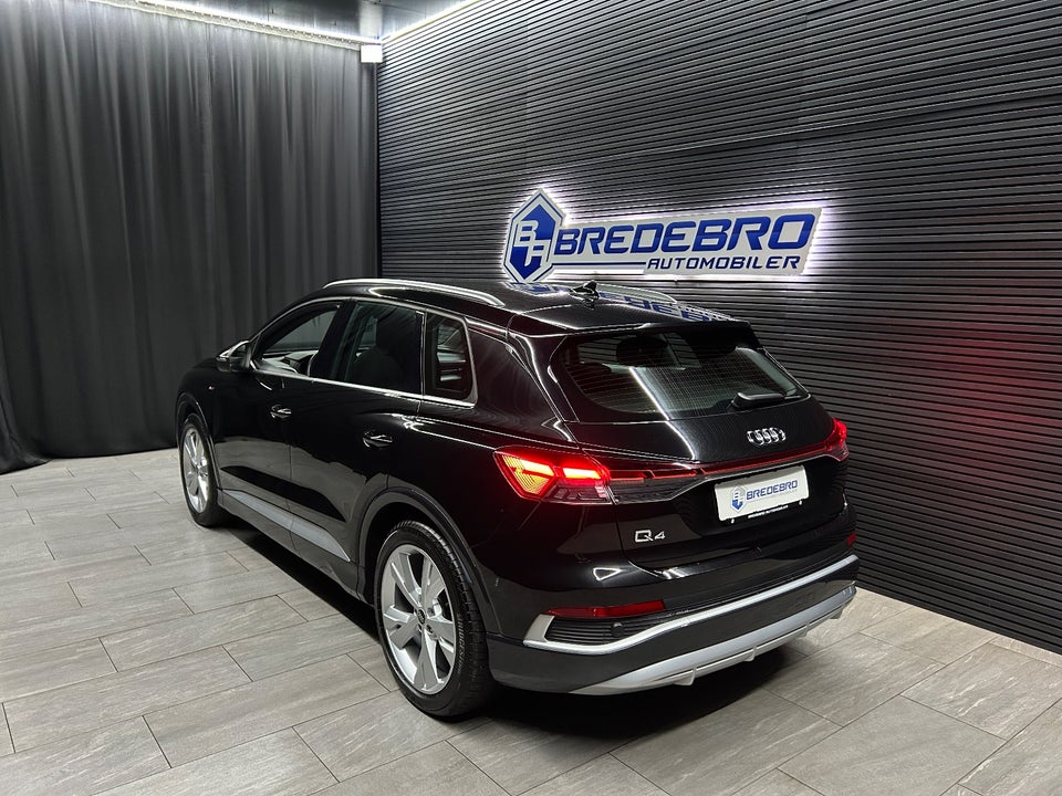 Audi Q4 e-tron 45 S-line 5d