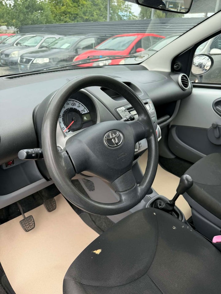 Toyota Aygo 1,0 VVT-i T1 5d