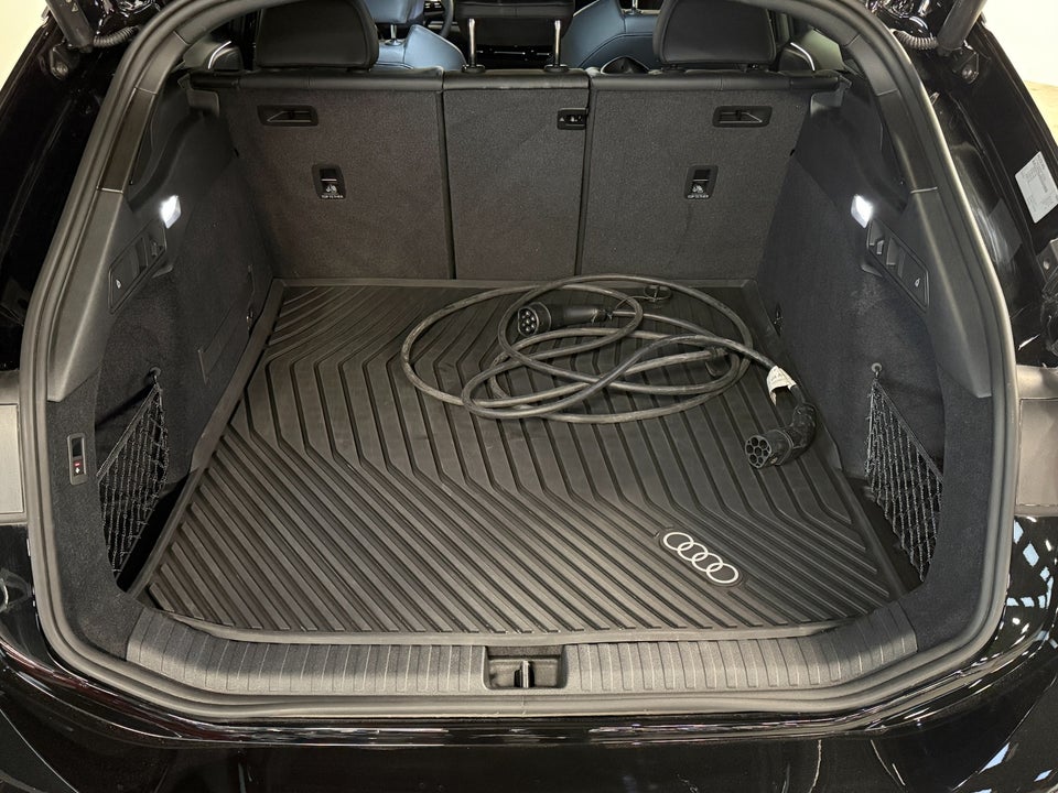 Audi A6 e-tron S-line plus Avant 5d