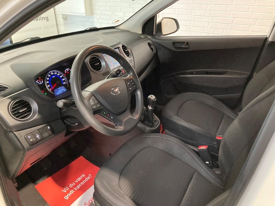Hyundai i10 1,0 Touch 5d