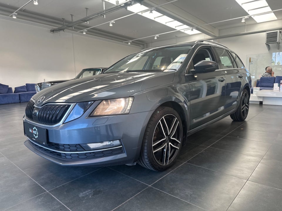 Skoda Octavia 1,6 TDi 115 Style Combi DSG 5d