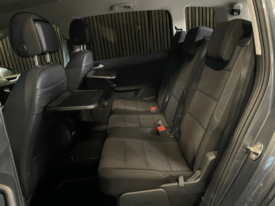 VW Touran 1,2 TSi 110 Comfortline 7prs 5d