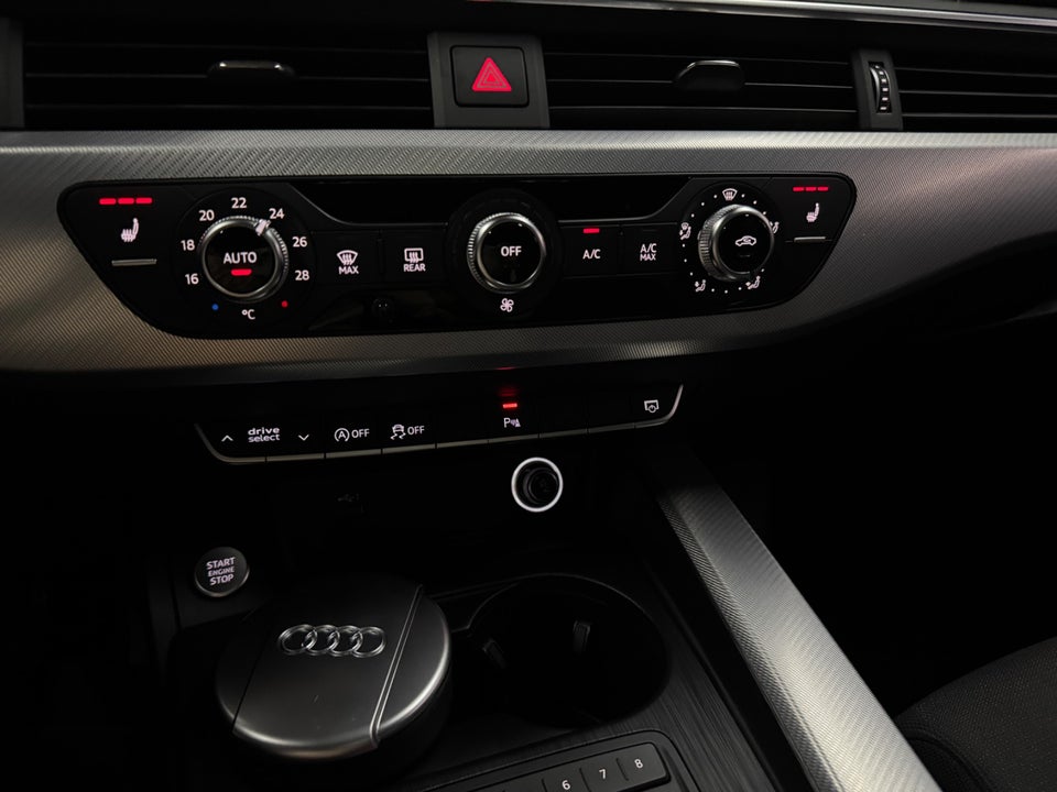 Audi A4 40 TDi S-line Avant S-tr. 5d