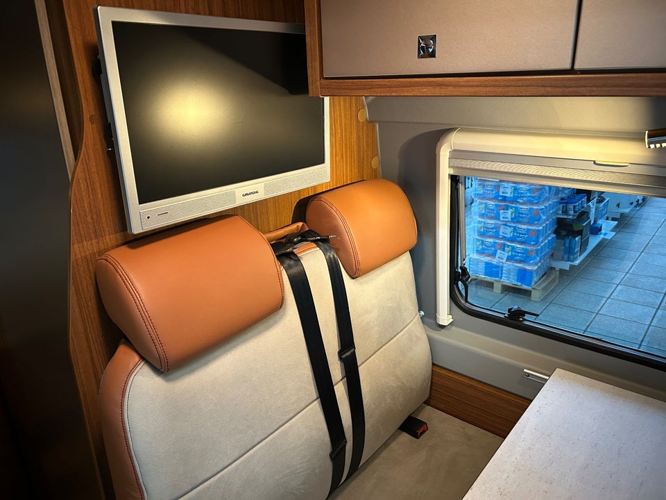 Pössl Globecar 2,3 600 aut. 3d