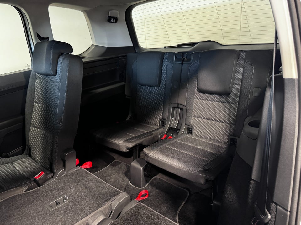 VW Touran 1,6 TDi 115 Comfortline DSG 7prs 5d