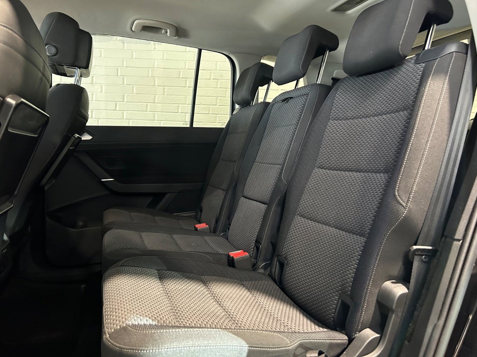 VW Touran 1,6 TDi 115 Comfortline 5d