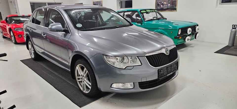 Skoda Superb 2,0 TDi 170 Elegance 5d