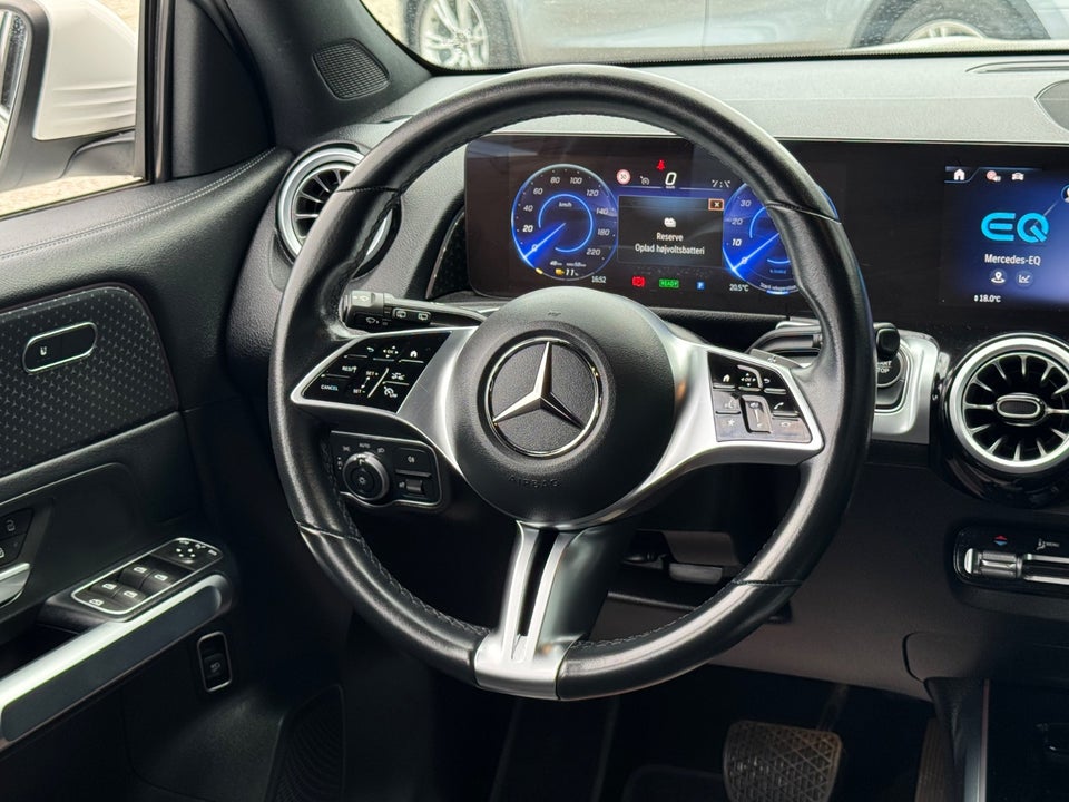 Mercedes EQB250+ Progressive 5d