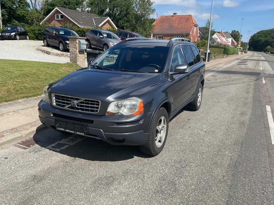 Volvo XC90 2,4 D5 185 Summum aut. AWD Van 5d