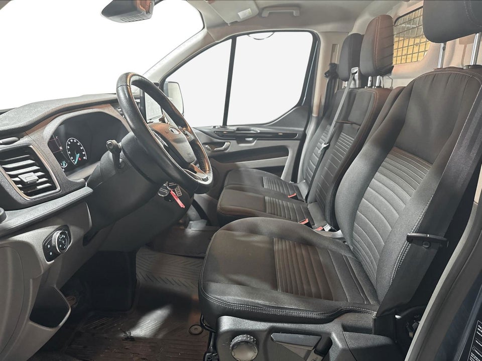 Ford Transit Custom 280L 2,0 TDCi 170 Limited