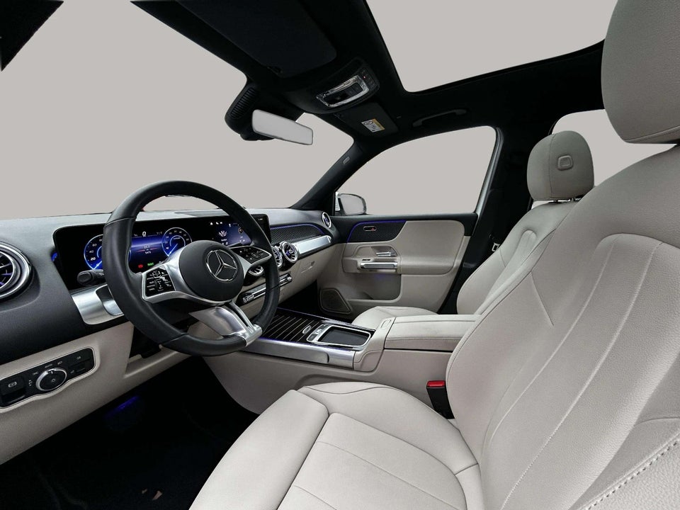 Mercedes EQB300 Progressive 4Matic 5d