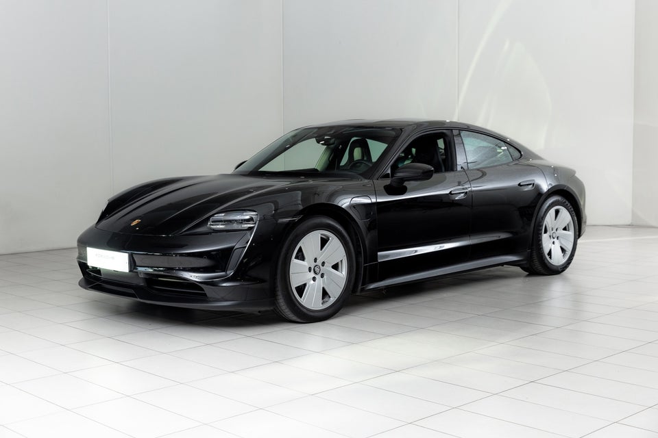 Porsche Taycan Performance+ 4d