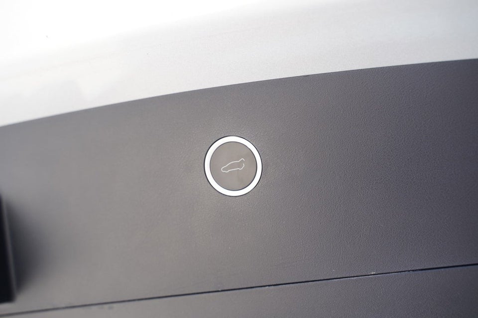 Tesla Model X 75D 5d