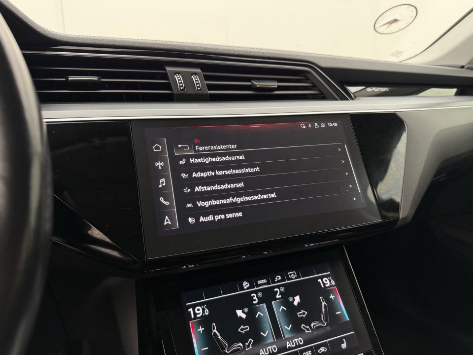 Audi e-tron 50 S-line Prestige quattro 5d