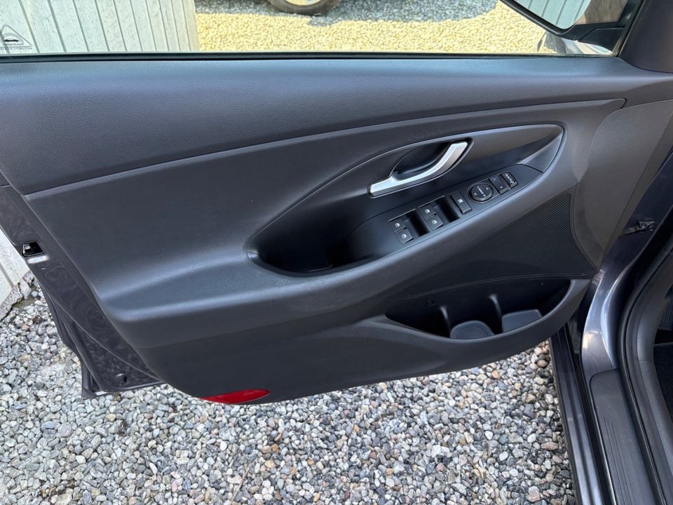 Hyundai i30 1,0 T-GDi Life+ 5d