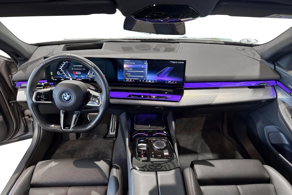 BMW i5 eDrive40 Fully Charged M-Sport 4d