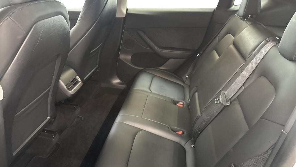 Tesla Model Y RWD 5d