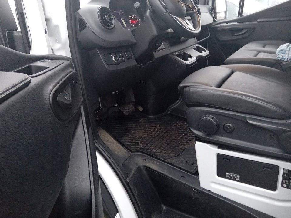 Mercedes Sprinter 317 2,0 CDi A2 Kassevogn PRO RWD