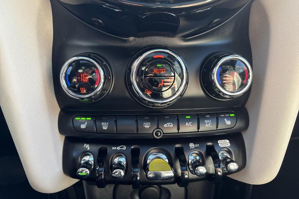 MINI Cooper SE Yours Trim 3d