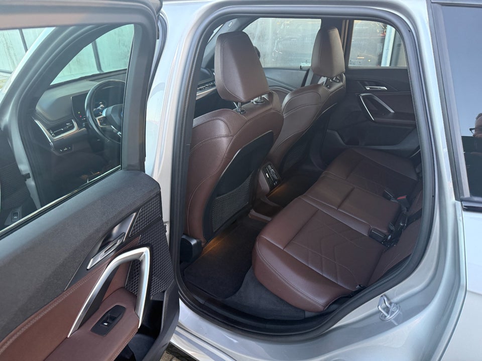 BMW iX1 xDrive30 M-Sport Premium 5d