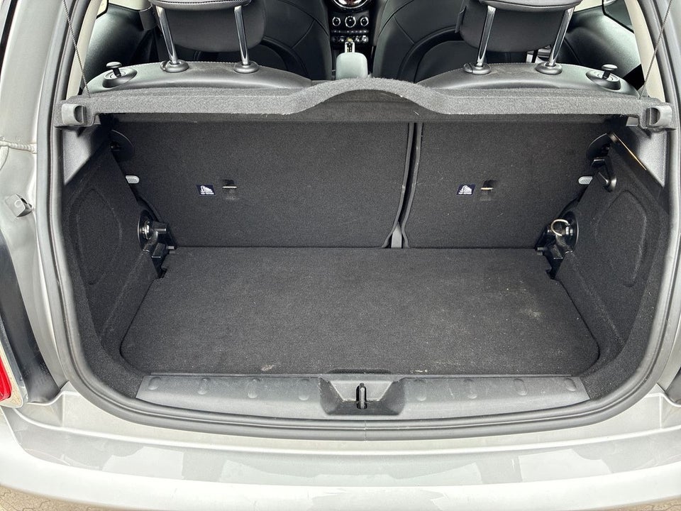 MINI Cooper SE Essential 3d