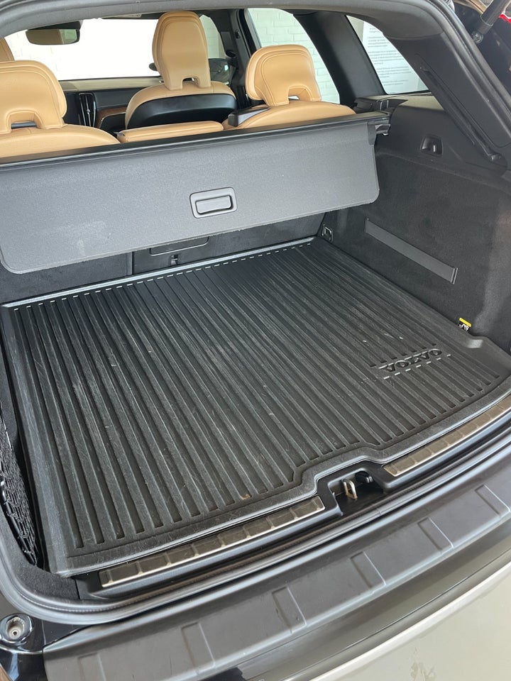 Volvo XC60 2,0 T5 250 Inscription aut. 5d