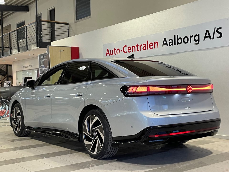 VW ID.7 77 Style+ 5d