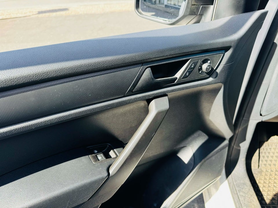 VW Caddy 2,0 TDi 102 BlueMotion Van 4d