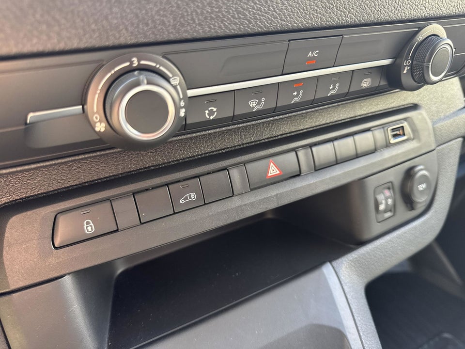 Toyota ProAce 2,0 D 144 Long Comfort 4d