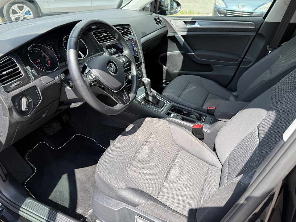 VW Golf VII 1,5 TSi 130 Comfortline DSG 5d