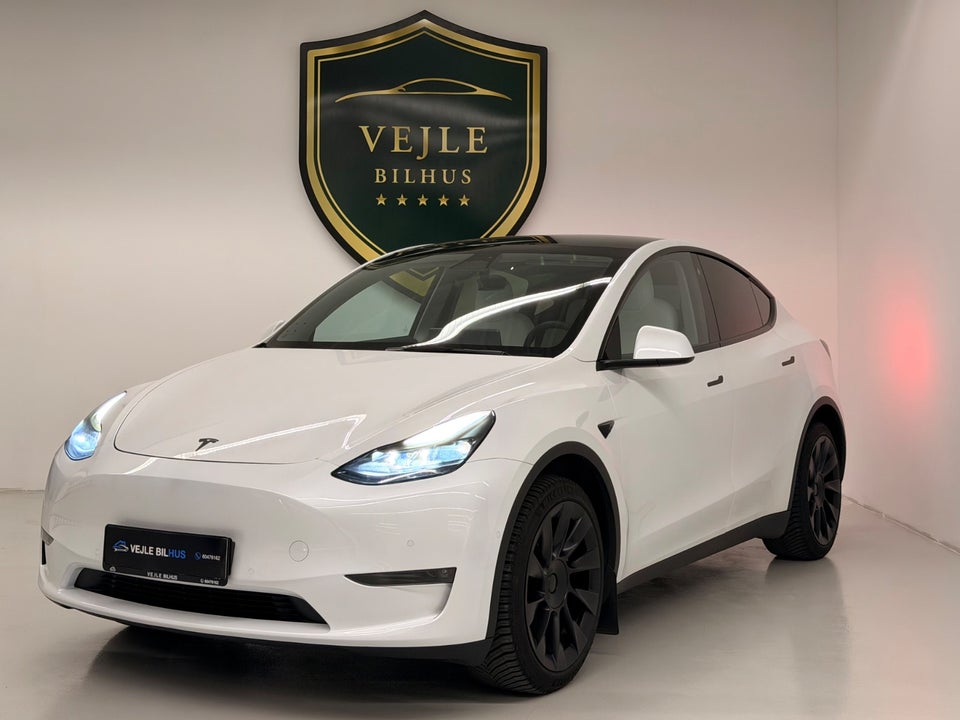 Tesla Model Y Long Range AWD 5d